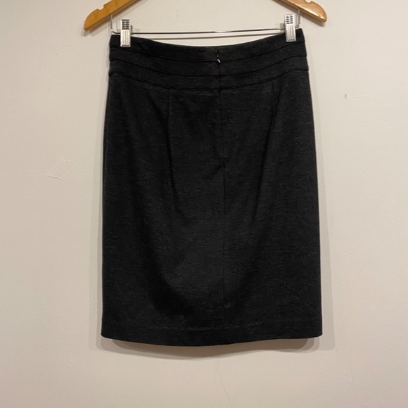 Cabi Miranda Dark Grey Straight Stretch Knit Pencil Skirt Size 2 - Picture 3 of 4